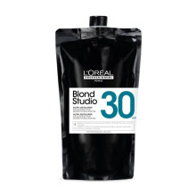 Проявитель с густой кремовой текстурой L'Oreal Professionnel Blond Studio Nutri Developer 9% - 30 vol. 